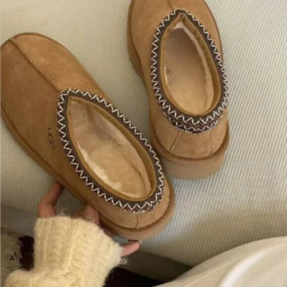 UGG Tasman Slipper Chestnut - Picture 3 of 9